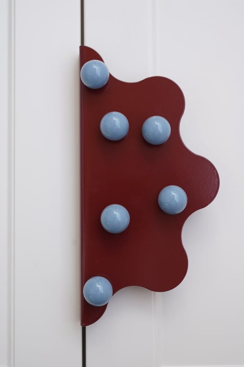 bordowy-uchwyt-meblowy